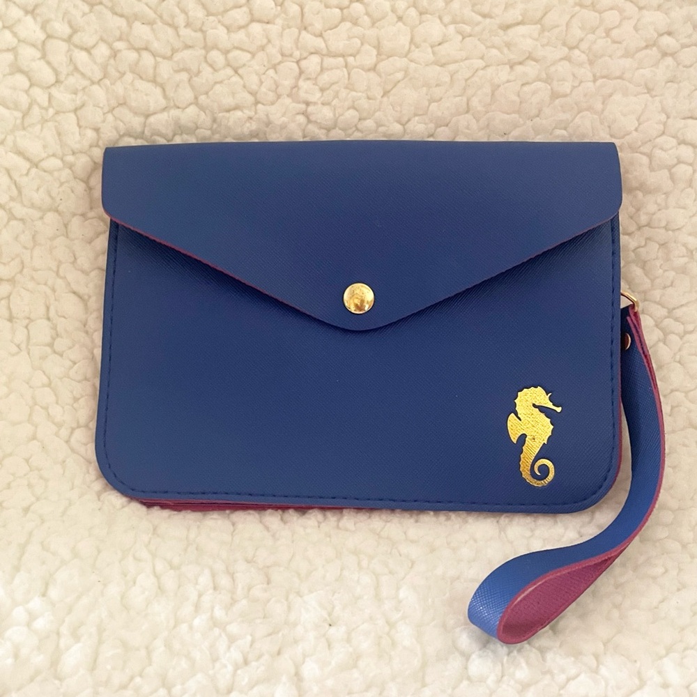 Top It Off Seahorse Wristlet